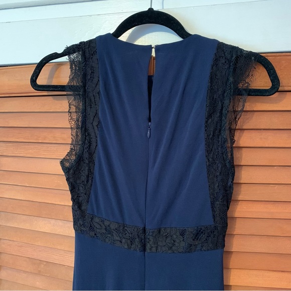 BCBGeneration Formal Gown - Picture 4 of 5